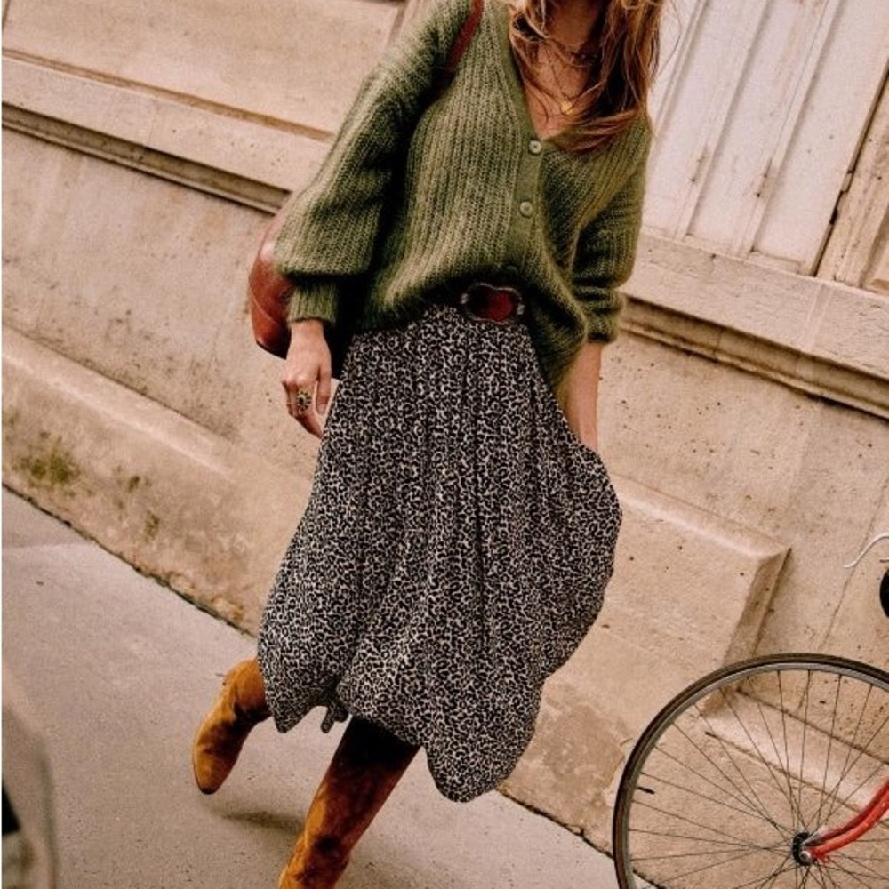 Sezane cheetah print Elie skirt
